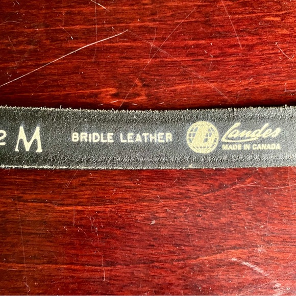 Landes Black Bridle Leather Belt Sz Med with Gold  Accents - Picture 6 of 8